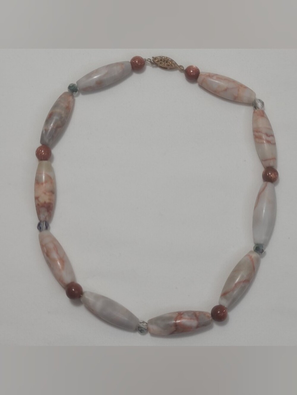Vintage Jasper Marbleized Beige and Rose Stone Bead Choker Necklace